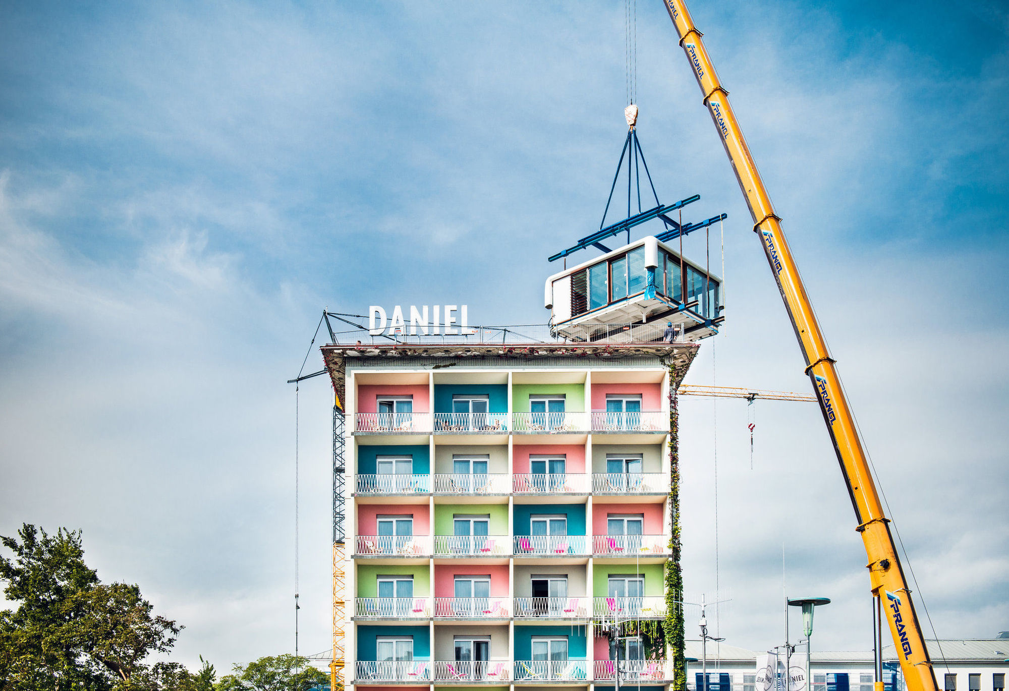 Hotel Daniel Graz - Smart Luxury Near City Centre Exterior foto